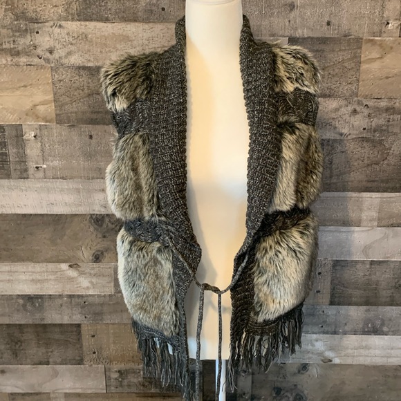 RXB Faux Fur Tie Front Boho Vest - Picture 2 of 16